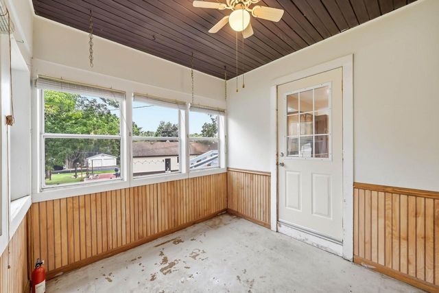 5216 Erling AVENUE, Mc Farland, WI 53558