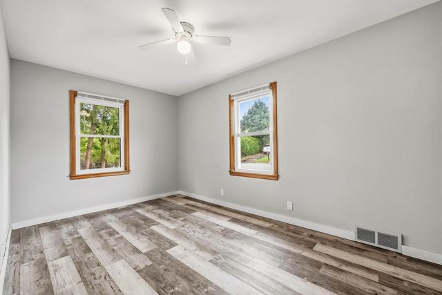 5216 Erling AVENUE, Mc Farland, WI 53558