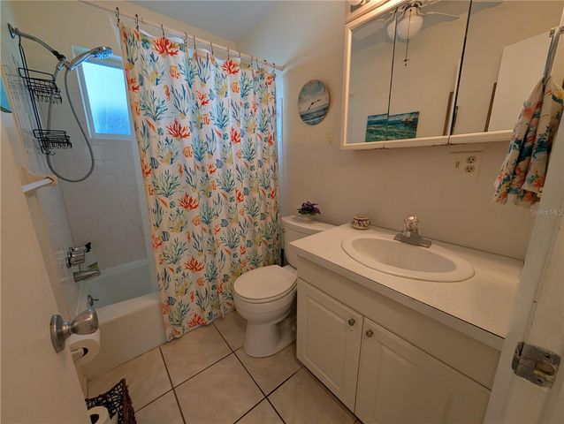 1830 RESTFUL DRIVE M-33, Bradenton, FL 34207