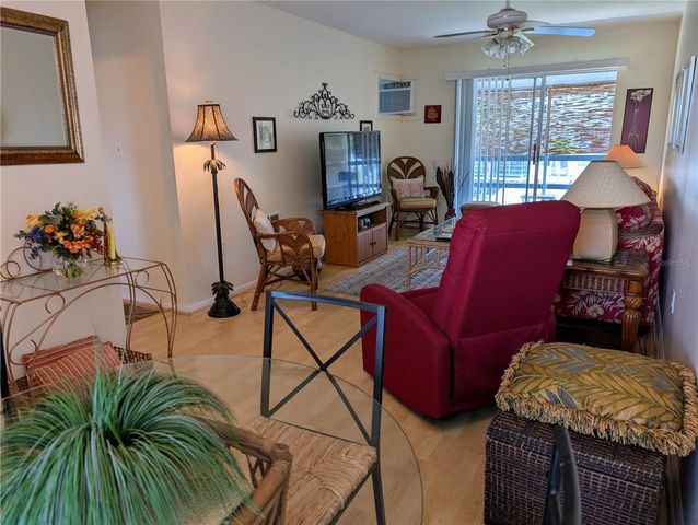 1830 RESTFUL DRIVE M-33, Bradenton, FL 34207