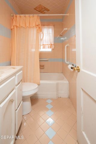 2531 COPPER Avenue, El Paso, TX 79930