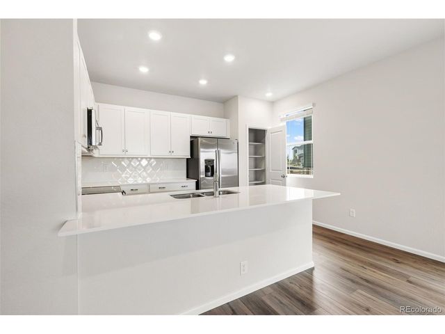 24226 E 53rd Dr, Aurora, CO 80019