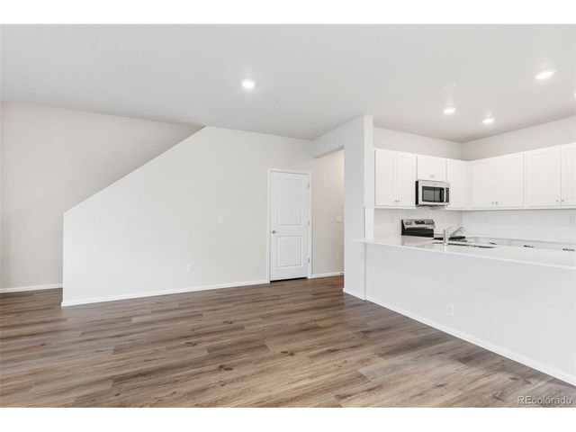 24226 E 53rd Dr, Aurora, CO 80019