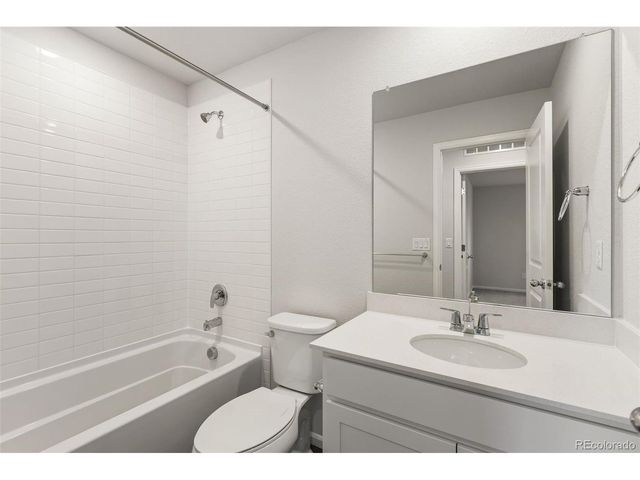 24226 E 53rd Dr, Aurora, CO 80019