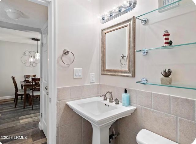 45 Folly Field Rd Apt 5A, Hilton Head Island, SC 29928