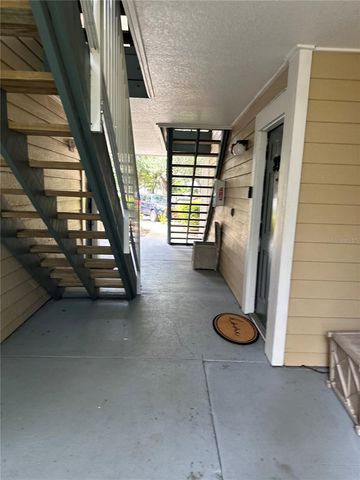 10024 STRAFFORD OAK COURT 803, Tampa, FL 33624