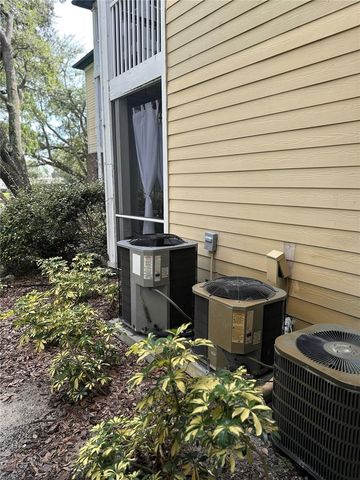 10024 STRAFFORD OAK COURT 803, Tampa, FL 33624