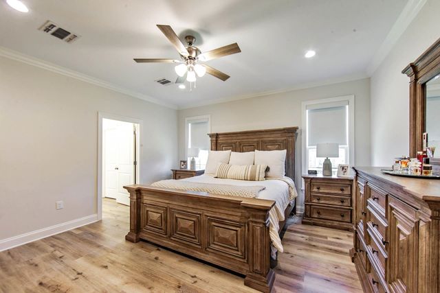 119 Pleasant Ridge Ct, Houma, LA 70364