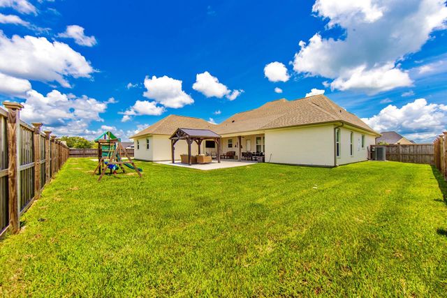 119 Pleasant Ridge Ct, Houma, LA 70364