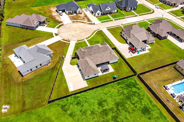 119 Pleasant Ridge Ct, Houma, LA 70364