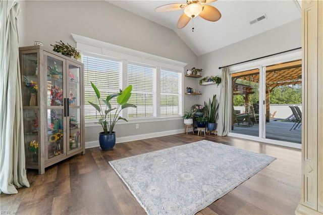 106 Arrow Head LN, Moyock, NC 27958