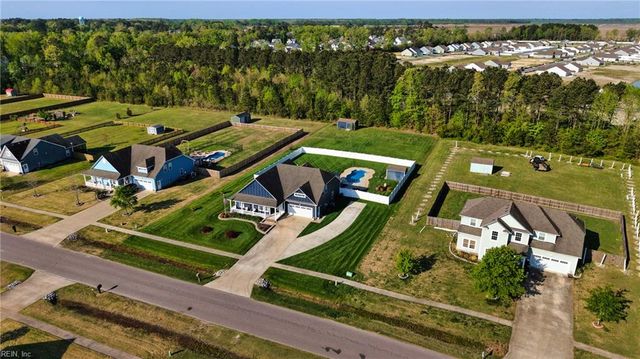 106 Arrow Head LN, Moyock, NC 27958