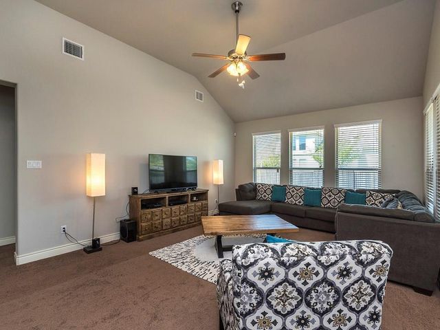 19812 Wearyall Hill LN, Pflugerville, TX 78660