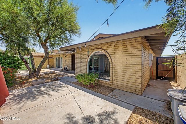 7335 N 11TH Street, Phoenix, AZ 85020