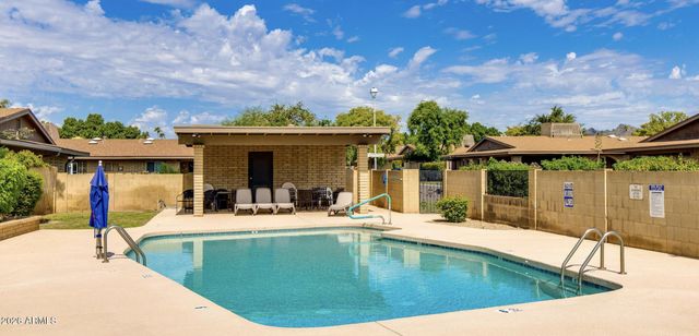 7335 N 11TH Street, Phoenix, AZ 85020