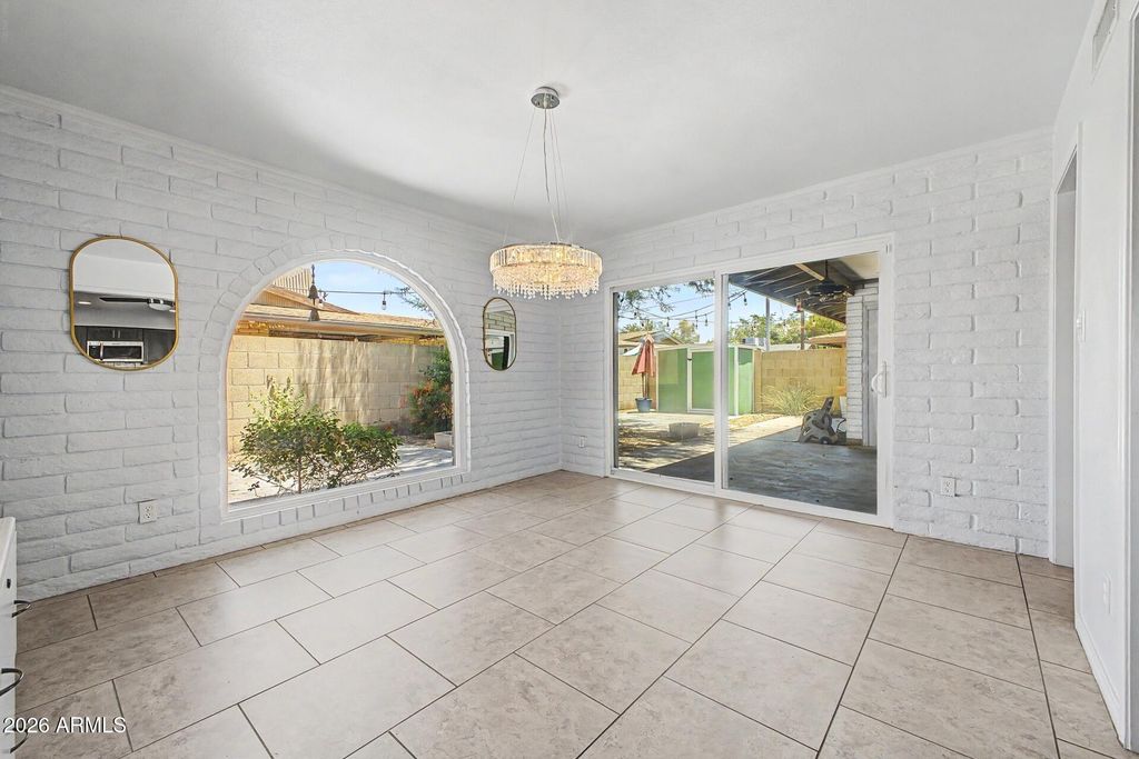 7335 N 11TH Street, Phoenix, AZ 85020 — photo 5
