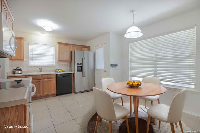 6018 Wood Bayou, San Antonio, TX 78249