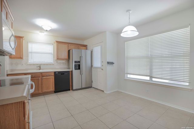 6018 Wood Bayou, San Antonio, TX 78249