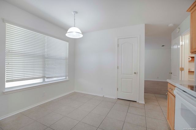 6018 Wood Bayou, San Antonio, TX 78249