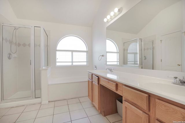 6018 Wood Bayou, San Antonio, TX 78249