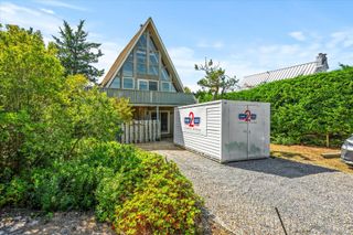 1926 Montauk Highway, Amagansett, NY 11930