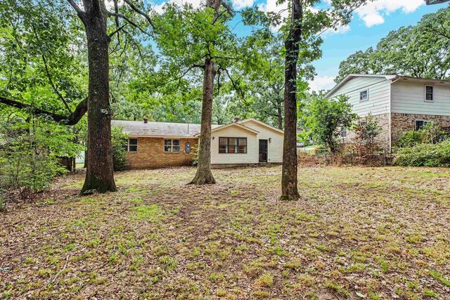4 Sallisaw Circle, North Little Rock, AR 72116