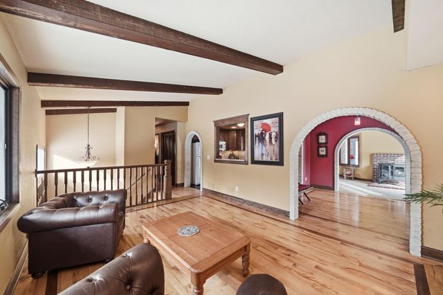 5645 Grant Lorenz Road, Shorewood, MN 55331