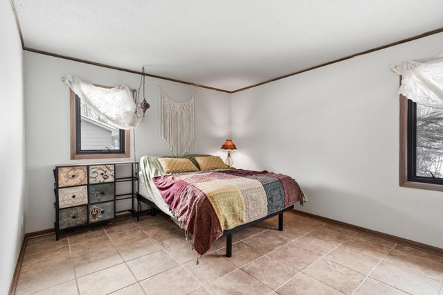 5645 Grant Lorenz Road, Shorewood, MN 55331