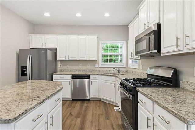 3890 Brentview Place NW, Kennesaw, GA 30144