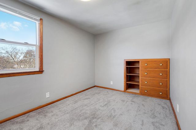 1302 Reaney Avenue, Saint Paul, MN 55106