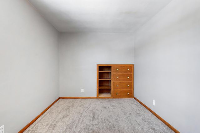 1302 Reaney Avenue, Saint Paul, MN 55106
