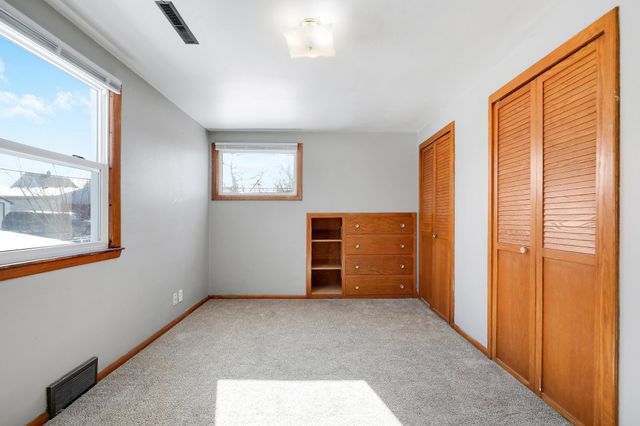 1302 Reaney Avenue, Saint Paul, MN 55106
