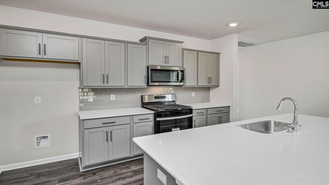 348 Bevington Brook Lane, Hopkins, SC 29061