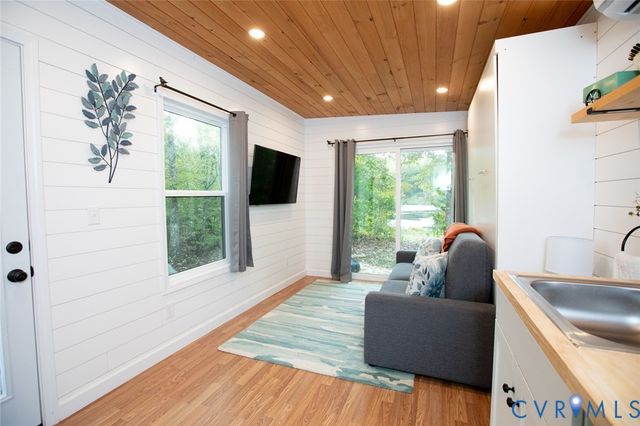 1219 Schultz Mill Rd, Meherrin, VA 23954