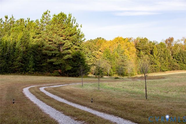 1219 Schultz Mill Rd, Meherrin, VA 23954