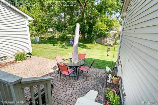 19337 Mandarin Drive, Roseville, MI 48066
