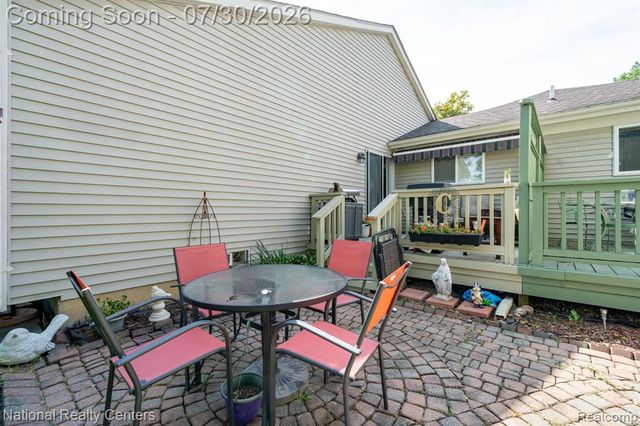 19337 Mandarin Drive, Roseville, MI 48066