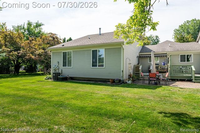 19337 Mandarin Drive, Roseville, MI 48066