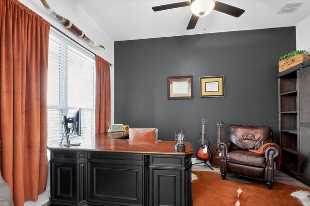 301 McMillian DR, Liberty Hill, TX 78642