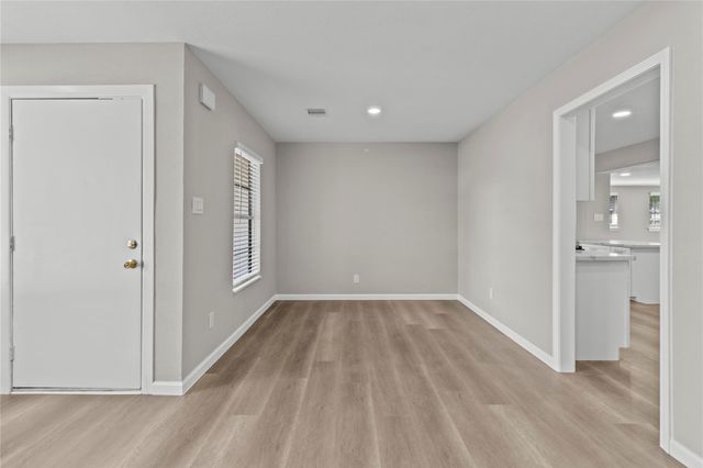 1006 S Shepherd Drive, Baytown, TX 77520