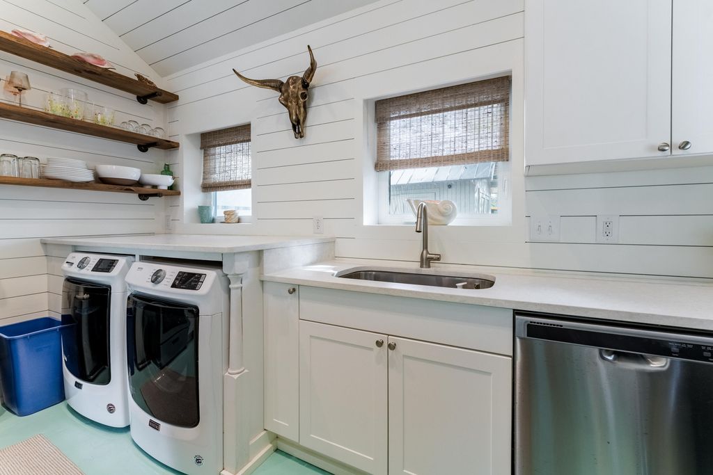 Image 15 of property listing at 1 Red Sunset Lane, Folly Beach, SC 29439