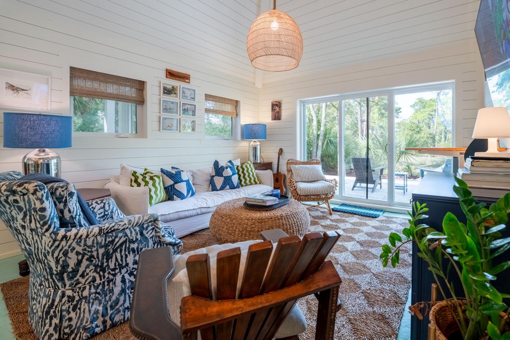 Image 19 of property listing at 1 Red Sunset Lane, Folly Beach, SC 29439