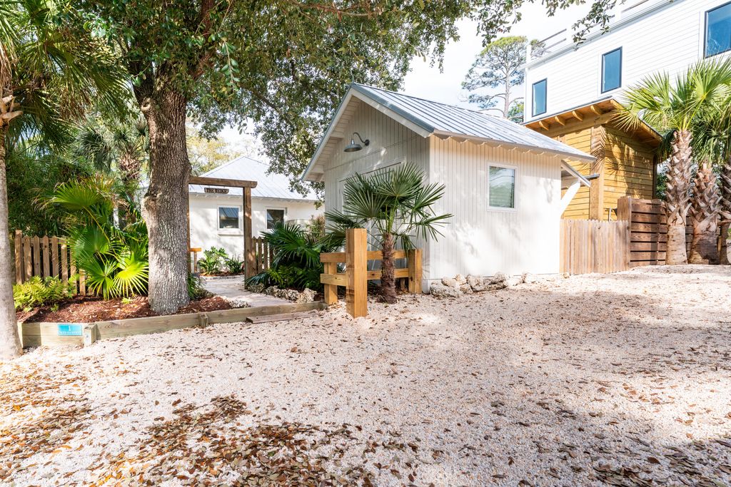 Image 47 of property listing at 1 Red Sunset Lane, Folly Beach, SC 29439