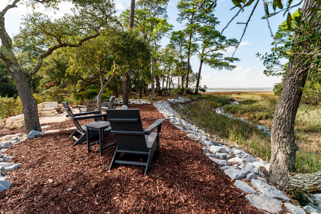 Image 54 of property listing at 1 Red Sunset Lane, Folly Beach, SC 29439