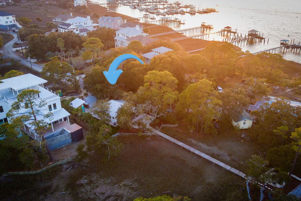 Image 62 of property listing at 1 Red Sunset Lane, Folly Beach, SC 29439