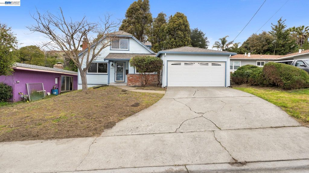2457 Ramona St, Pinole, CA 94564