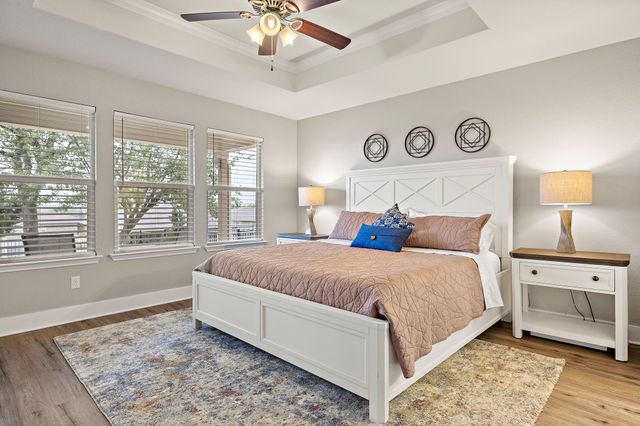 128 Alamosa Creek LN, Georgetown, TX 78633