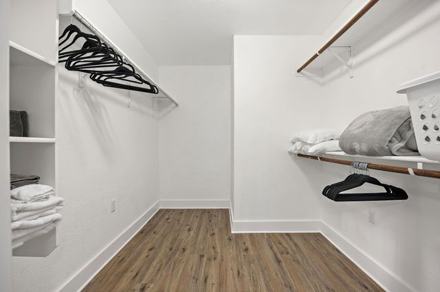 128 Alamosa Creek LN, Georgetown, TX 78633