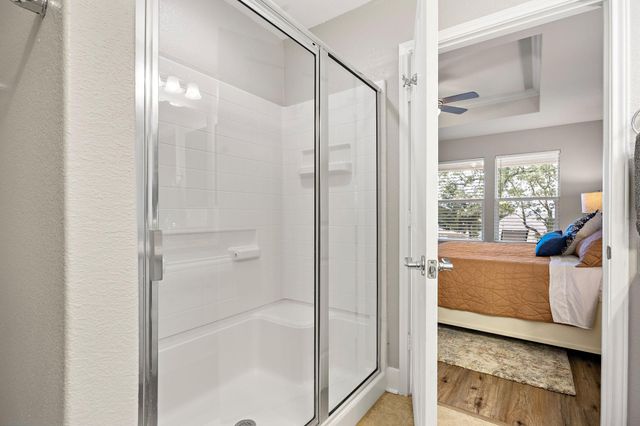 128 Alamosa Creek LN, Georgetown, TX 78633