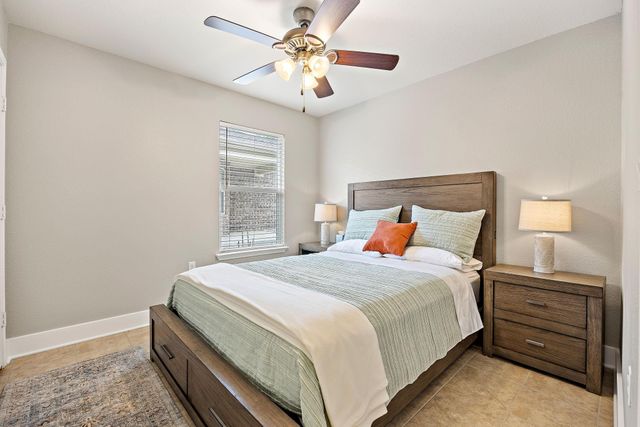 128 Alamosa Creek LN, Georgetown, TX 78633